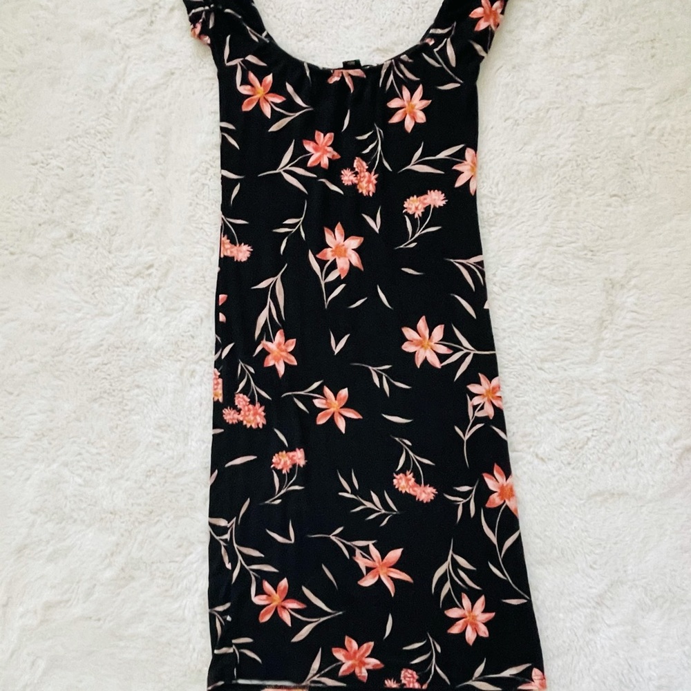 *CUTE DRESS LOT* - Picture 4 of 8